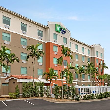 Holiday Inn Express & Suites Pembroke Pines-Sheridan St, An Ihg Hotel Eksteriør bilde